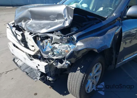 2012 Toyota Highlander из США, поврежденный, VIN 5TDZA3EH0CS017791